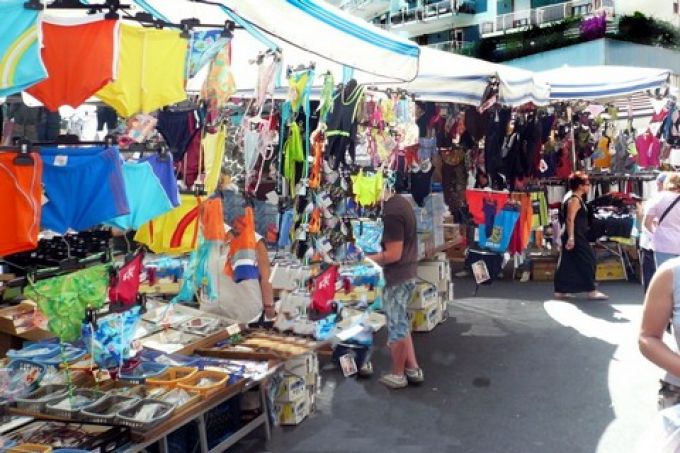 Mercatino Antignano in Neapel (© portanapoli.com)