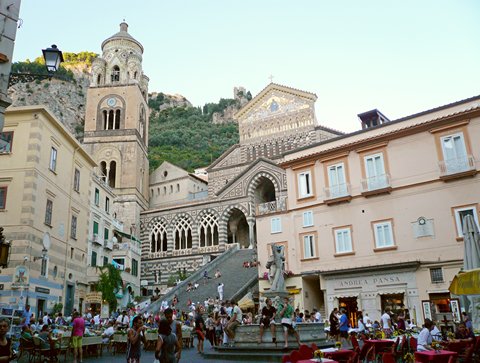 Die Altstadt von Amalfi und ihr schöner Dom