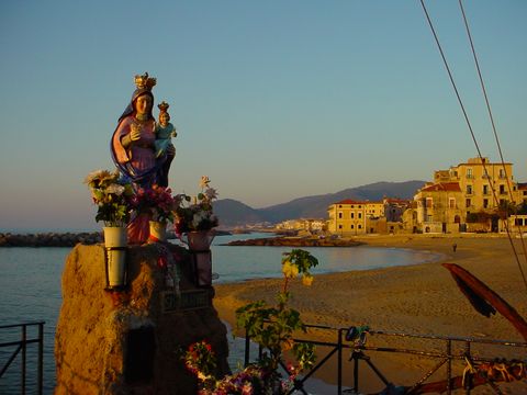 Marienverehrung (@ Francesca - Portanapoli)