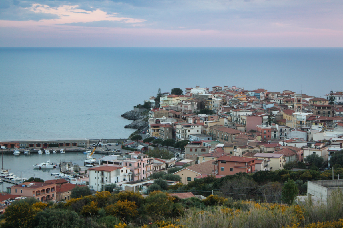 Anreise ins Cilento mit Auto, Zug oder vom Flughafen Neapel