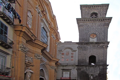 Zeitreise durch eine antike Einkaufsstraße in Neapel: Die Ausgrabungen von San Lorenzo Maggiore