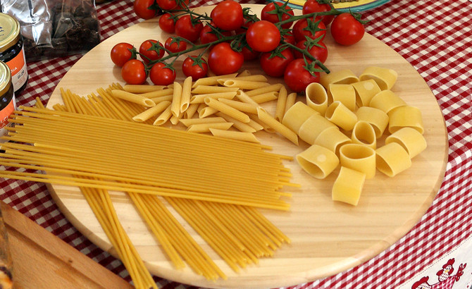Pasta und Tomaten spielen eine wichtige Rolle