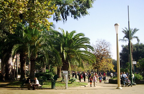 Park an der Promenade in Neapel: Villa Comunale