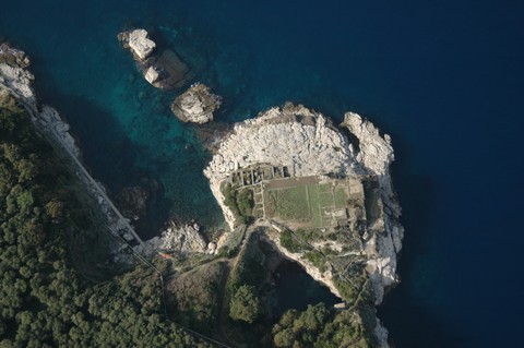 Das Bad der Regina Giovanna in Sorrent: Königliches Badevergnügen